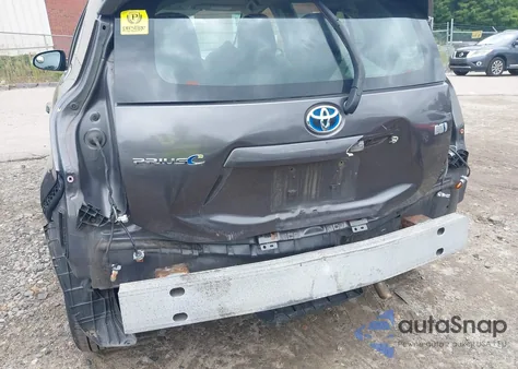 2012 Toyota Prius C Two из США, поврежденный, VIN JTDKDTB38C1509127